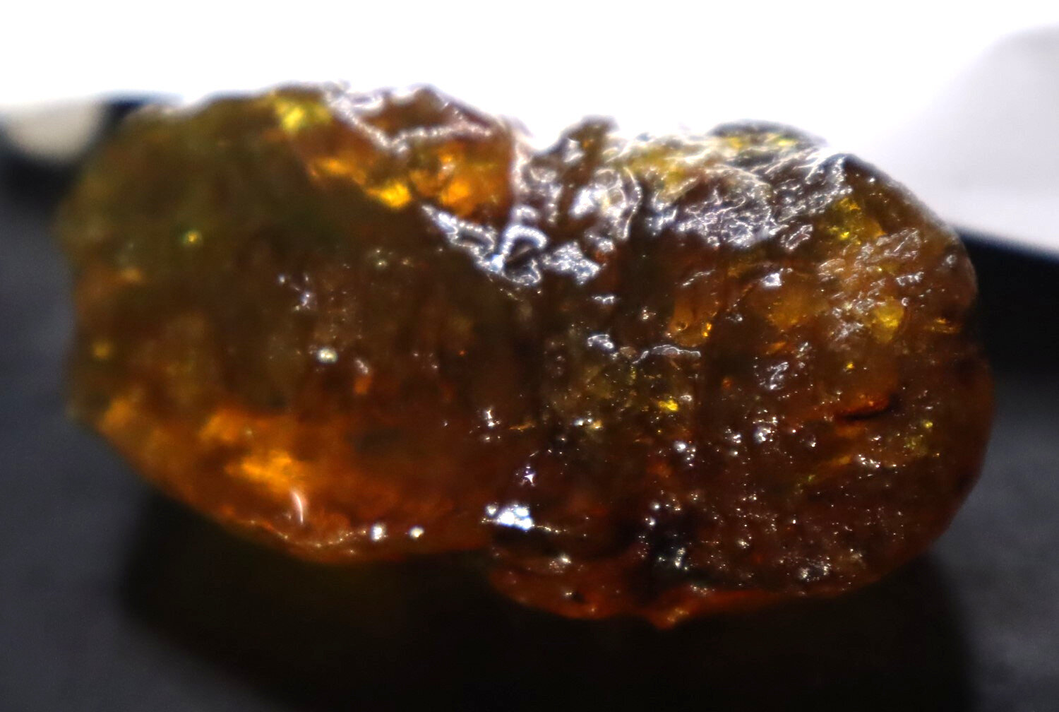 Impressive Natural Dominican Crystal Clear Yellow Green Amber Rough Specimen 54mm – photo 7