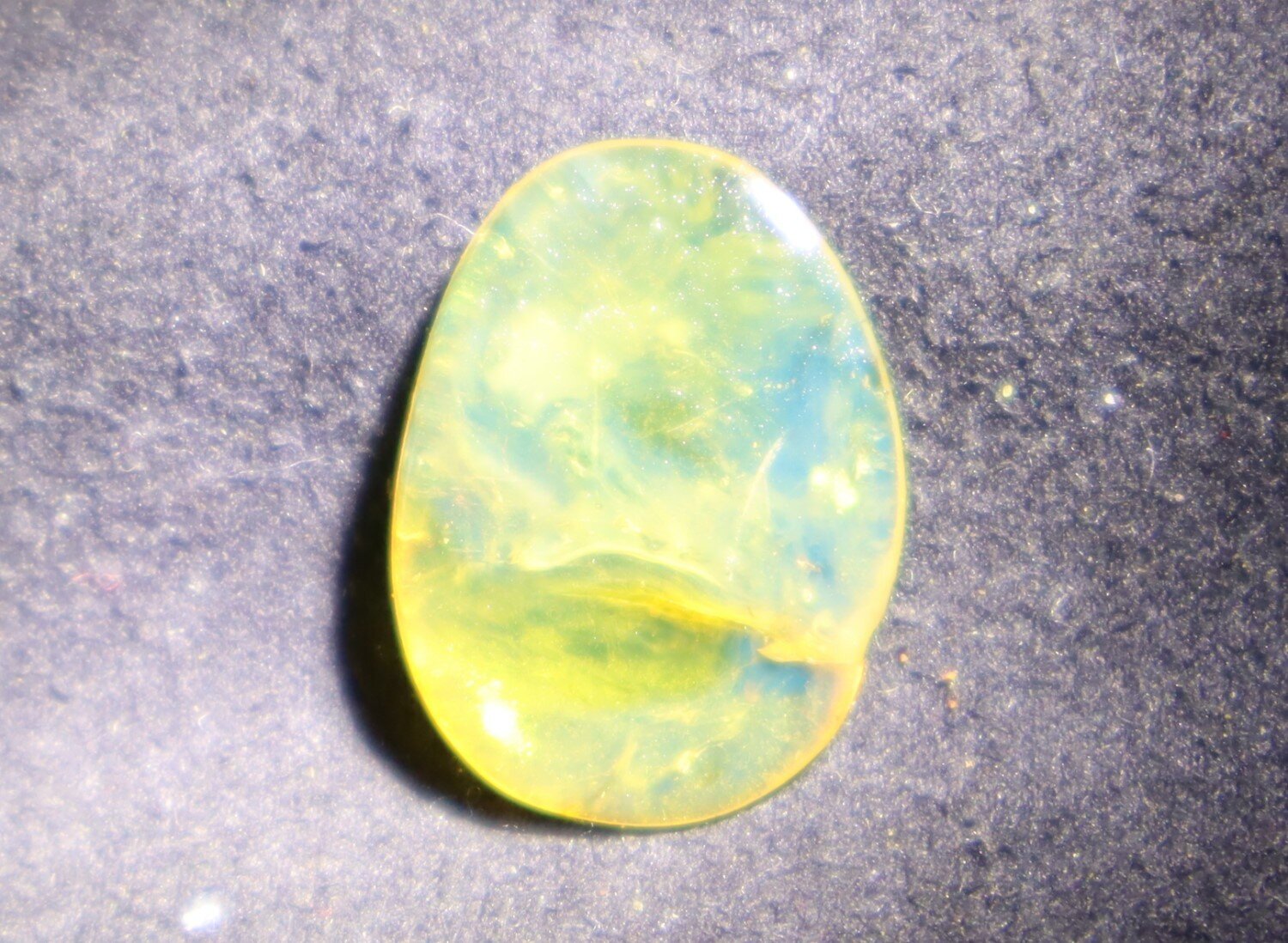 Excellent Natural Dominican Clear Ocean Blue Amber Polished Stone 20mm – photo 5