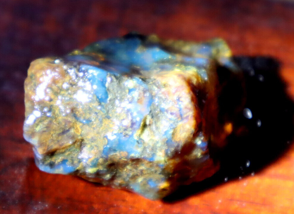Beautiful Natural Dominican Translucent Sky Blue Amber Rough Specimen 40mm 10g – photo 5