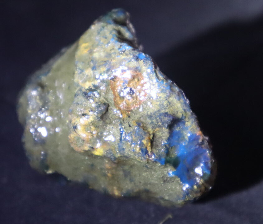 Beautiful Natural Dominican Clear Green Blue Amber Rough Specimen 66mm 67.2g – photo 5