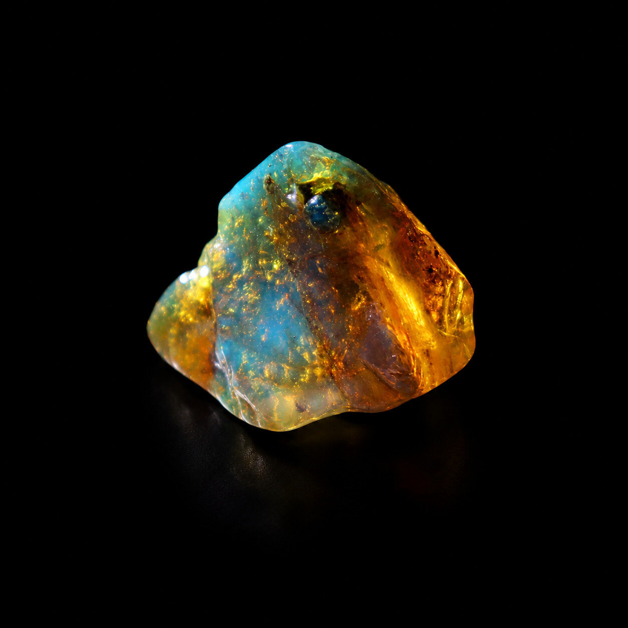 Fine Rare Deep Blue Dominican Amber Rough Specimen Chunk 44mm 12.7g – photo 7