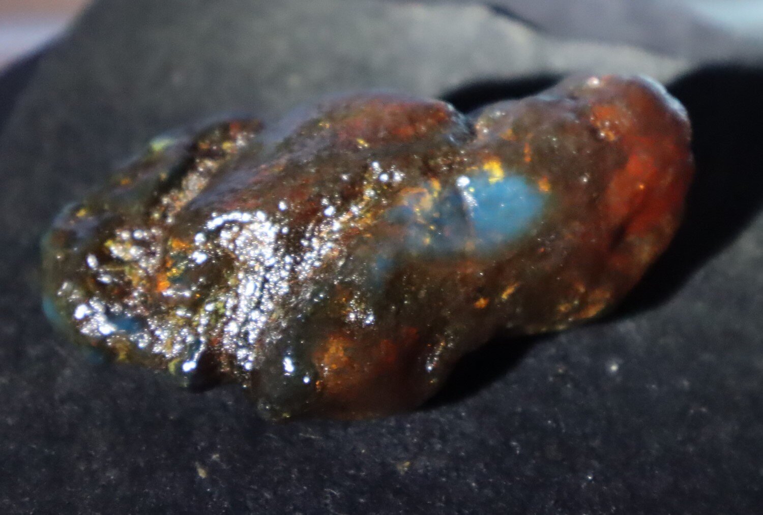 Exquisite Natural Dominican Clear Volcanic Blue Amber Rough Specimen 70mm 30g – photo 10