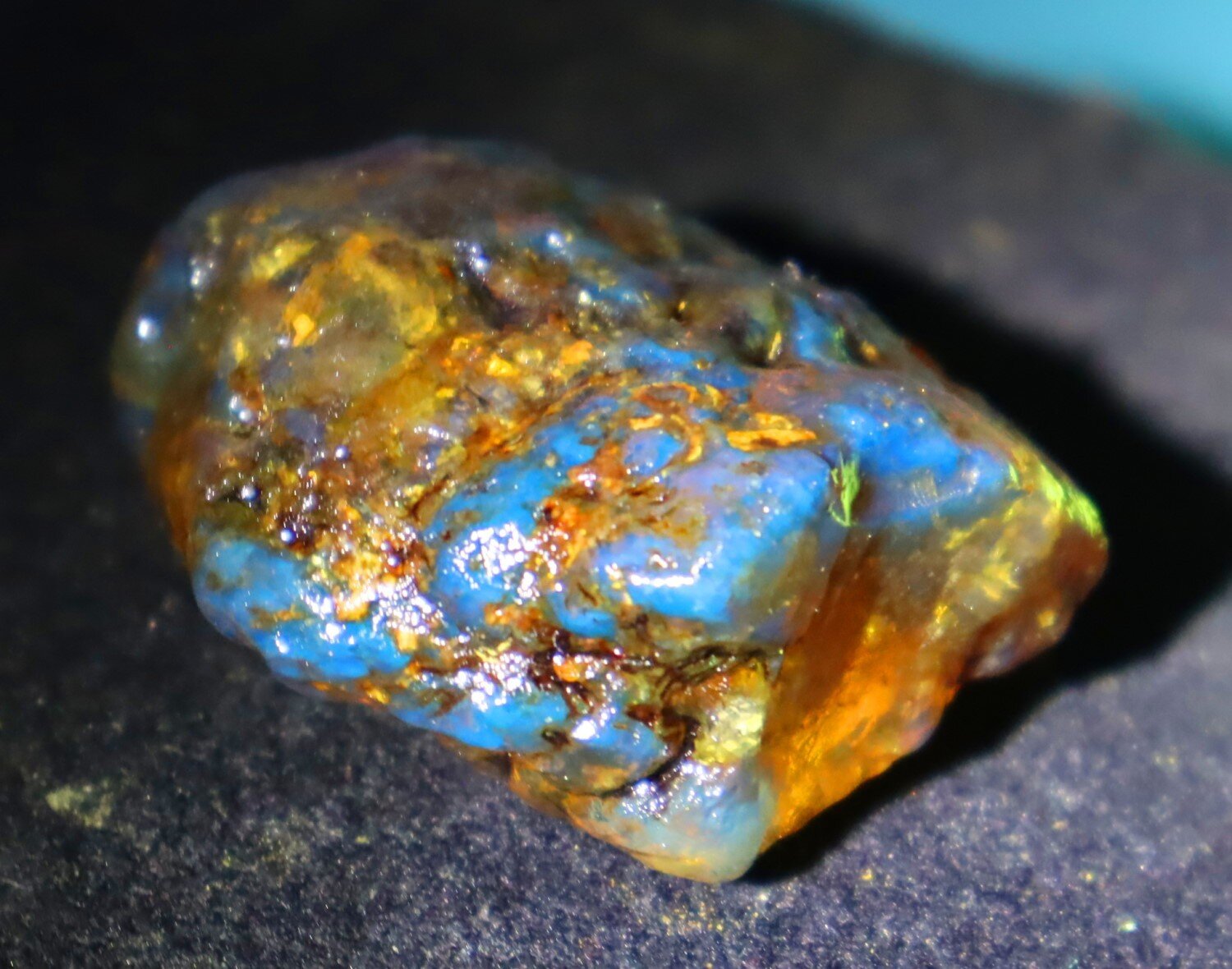 Lovely Natural Dominican Clear Green Blue Amber Rough Specimen 45mm 22g – photo 12