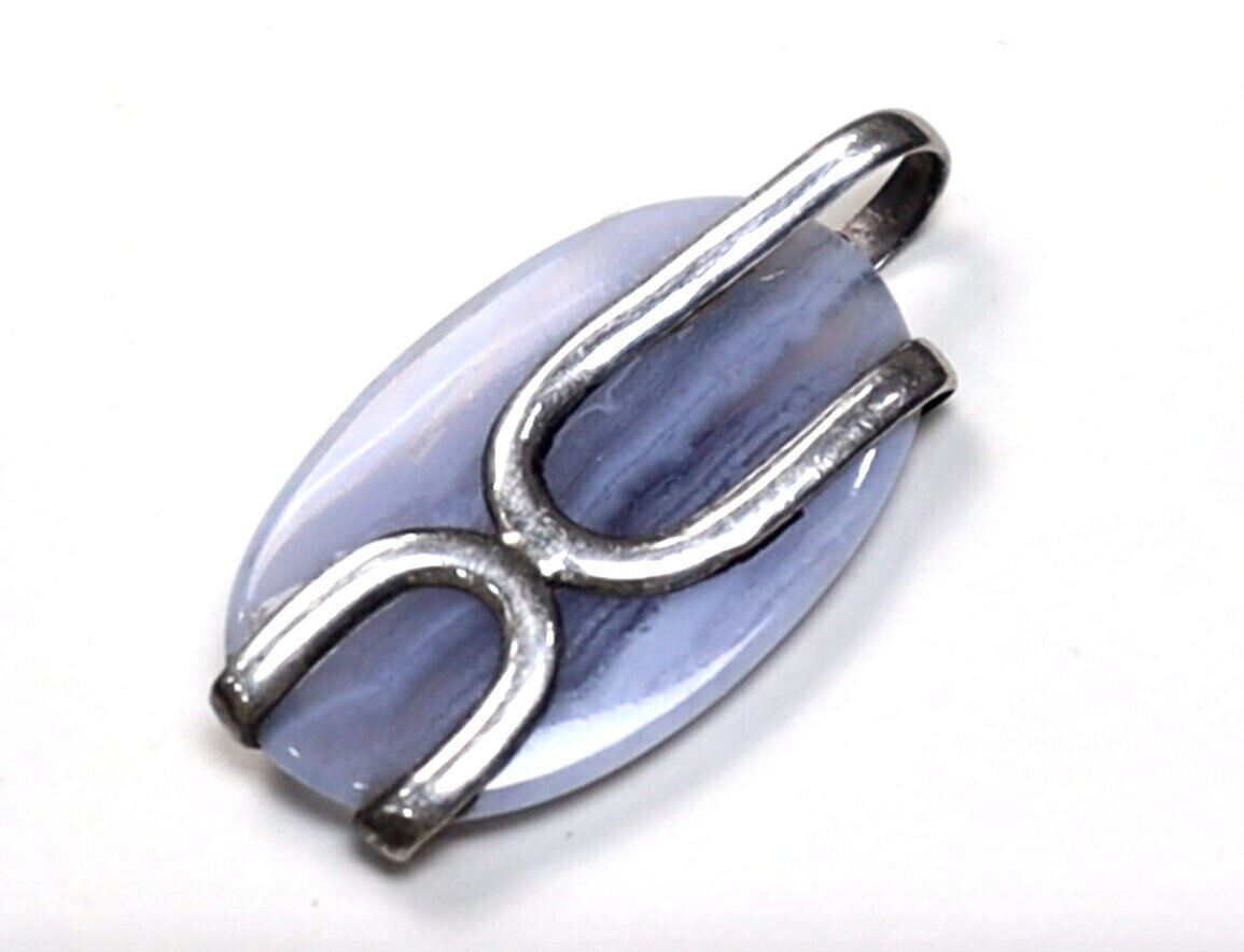 Beautiful Natural Light Purple Agate .925 Sterling Silver Pendant 45mm – photo 6