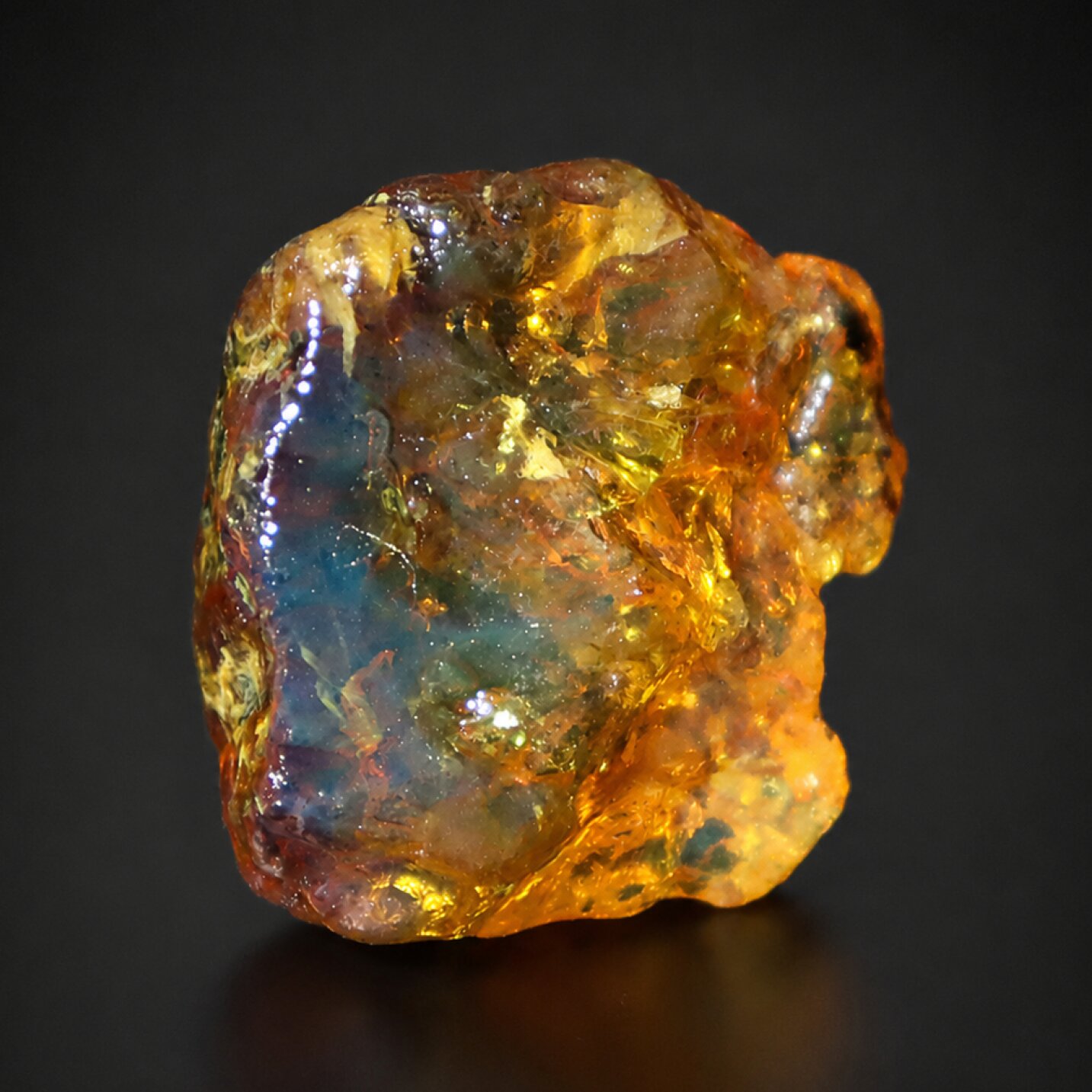 Clear orange blue Natural Dominican Amber rough Specimen 35 mm