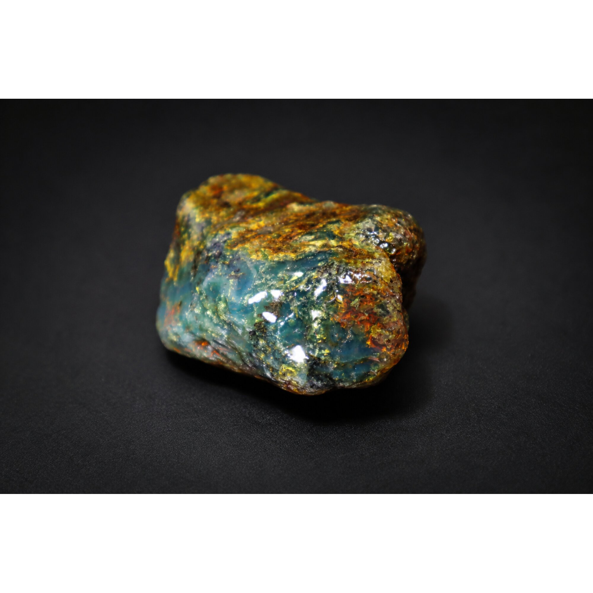 Clear green blue Natural Dominican Amber rough Specimen 52 mm – photo 4