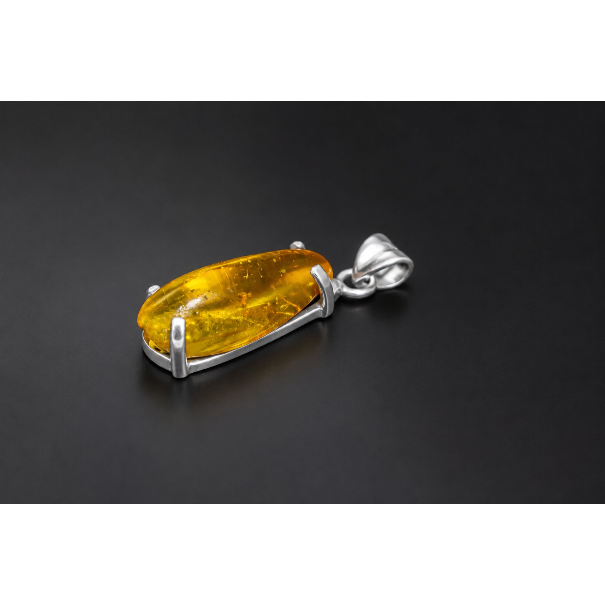 small gnat Inclusion Clear yellow Natural Dominican Amber oval 925 Pendant 34 mm – photo 2