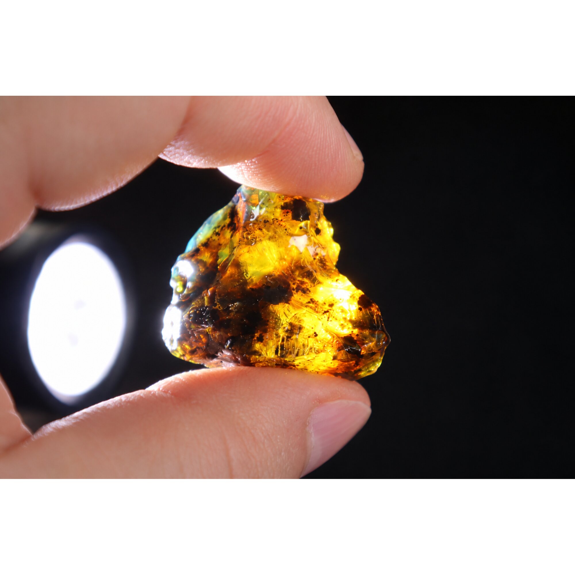 Natural sky blue rough specimen Dominican amber 30mm – photo 6
