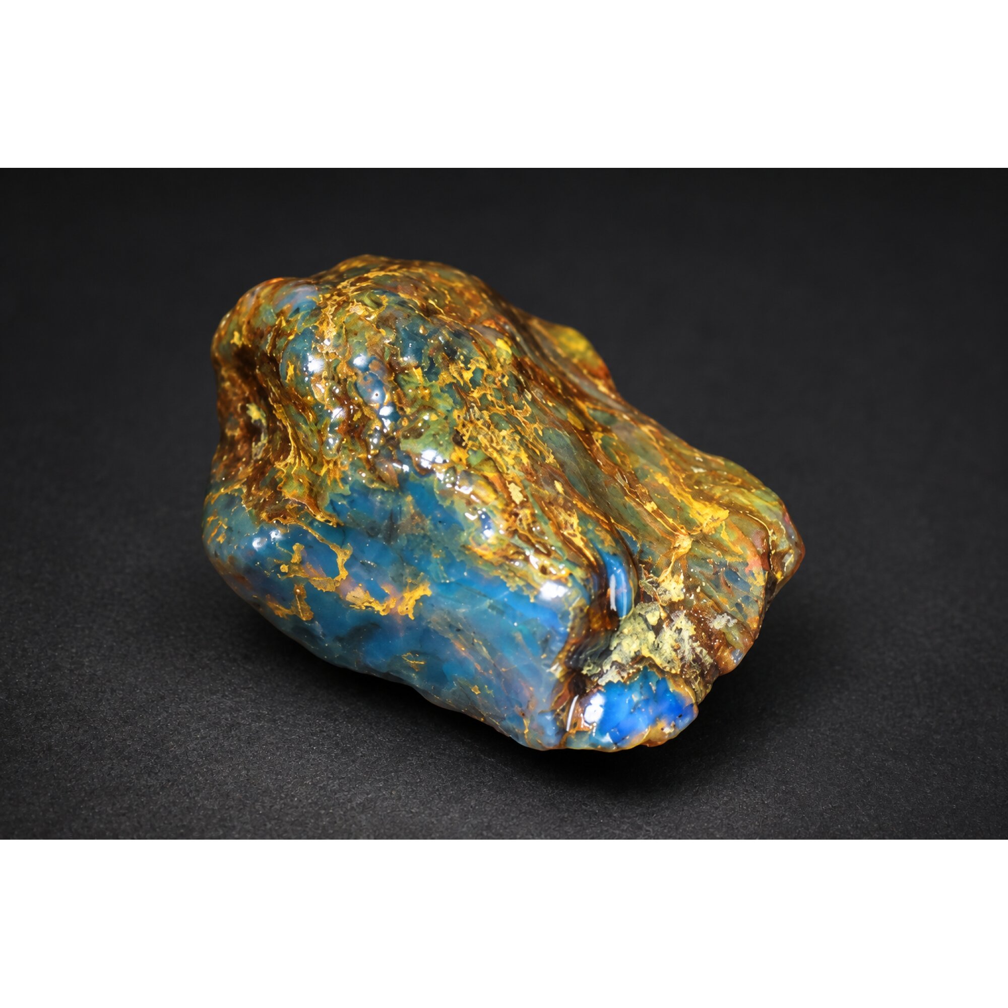 Authentic sky blue rough specimen Dominican amber 36mm – photo 8