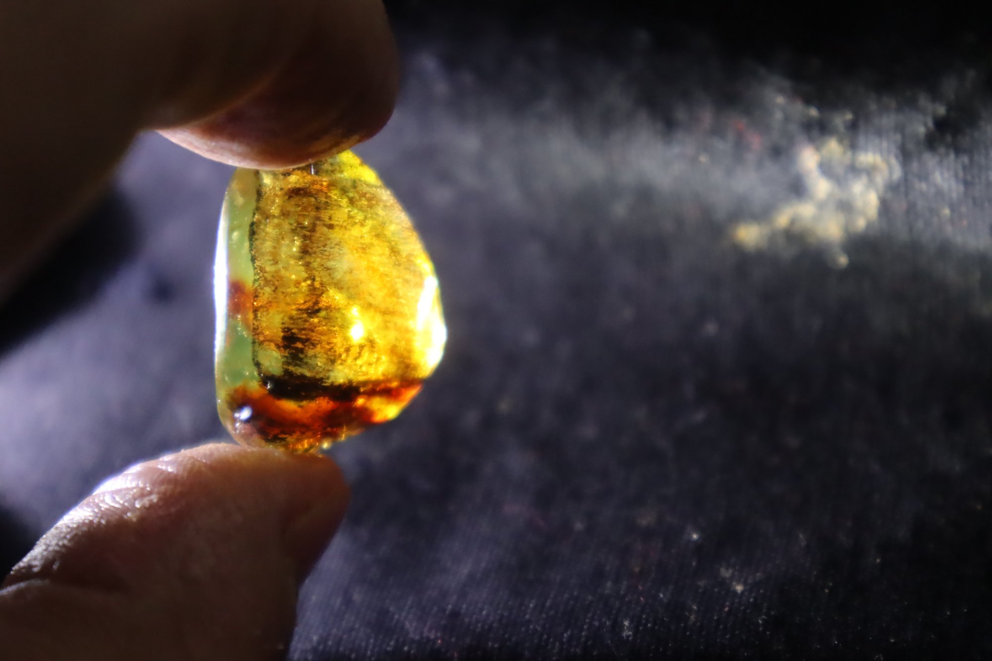 Genuine orange green polished Dominican amber 26mm – photo 11