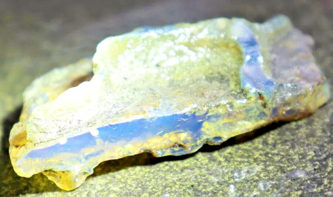 Exquisite Natural Dominican Clear SKY BLUE Amber Rough Specimen 46mm 55CT – photo 3