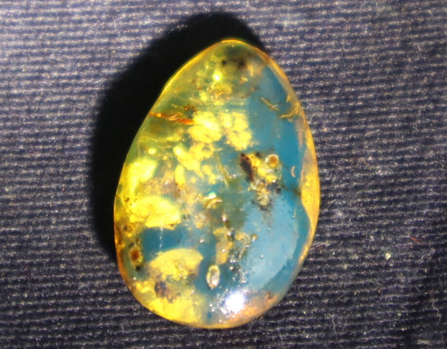 Inclusions Clear Sky Blue Amber Polished Stone 22mm free drilling – photo 5