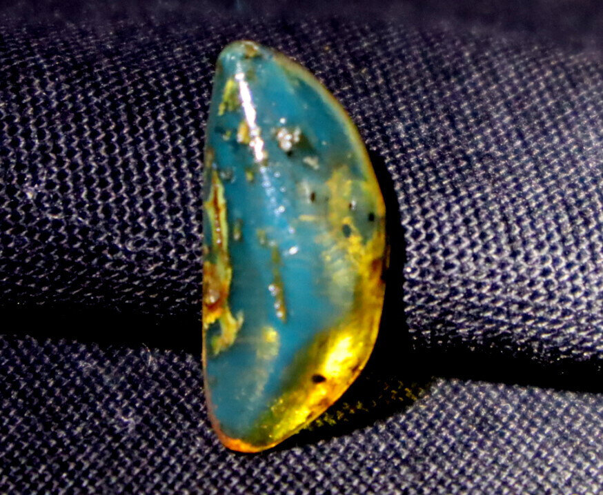 Natural Dominican Clear Sky Blue Amber Polished Stone 20mm – photo 6