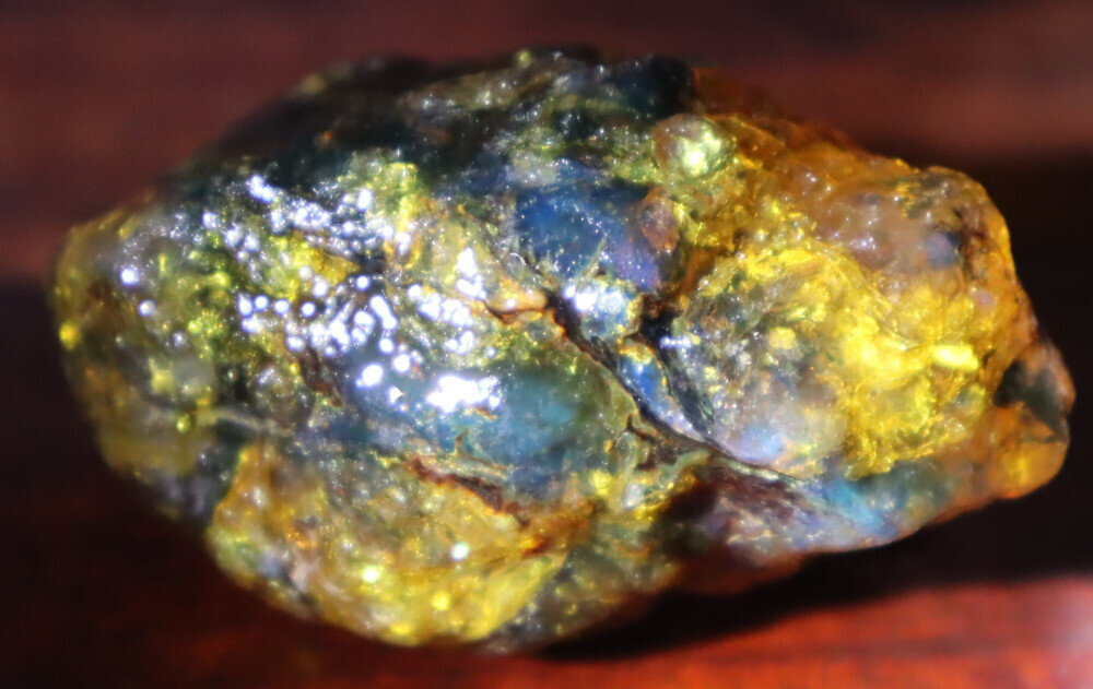 Beautiful Natural Dominican Clear Light Blue Green Amber Rough Specimen 52mm 44g – photo 7