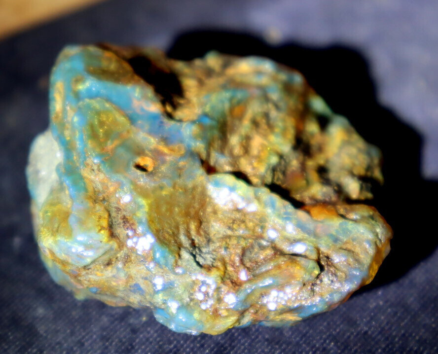 Charming Design Natural Dominican Clear Sky Blue Amber Rough Specimen 51mm 22g – photo 6