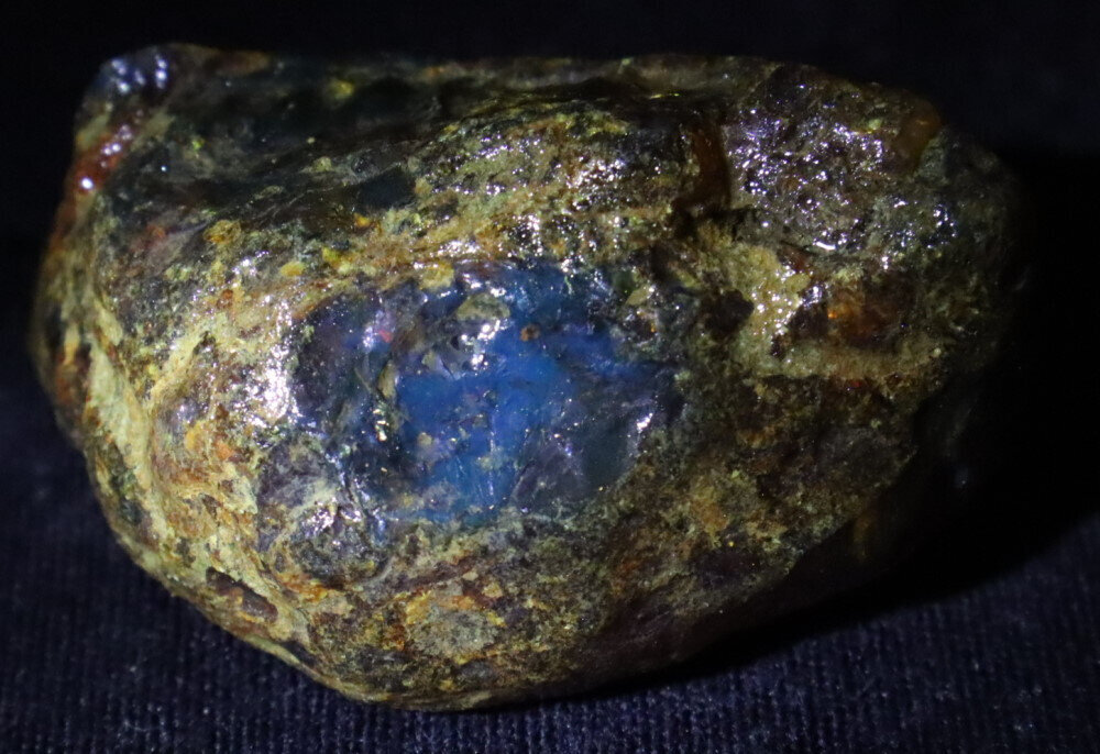 Beautiful Natural Dominican Translucent Green Blue Amber Rough Specimen 54mm 22g – photo 4