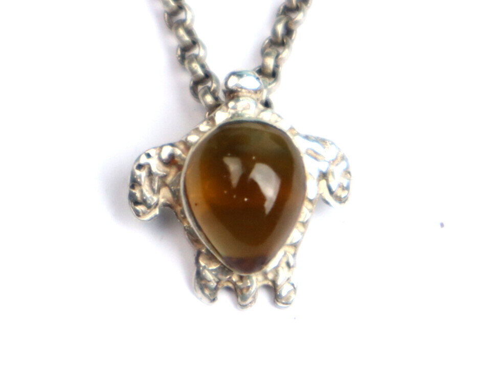 Beautiful Natural Orange Red Amber .925 Sterling Silver Turtle Pendant 18mm – photo 5