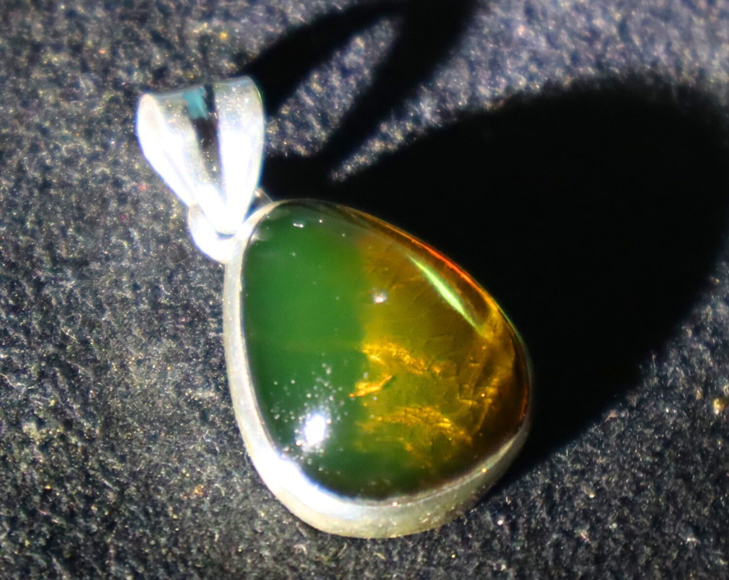 Impressive Natural Clear Deep Green Amber .925 Sterling Silver Pendant 30mm – photo 8